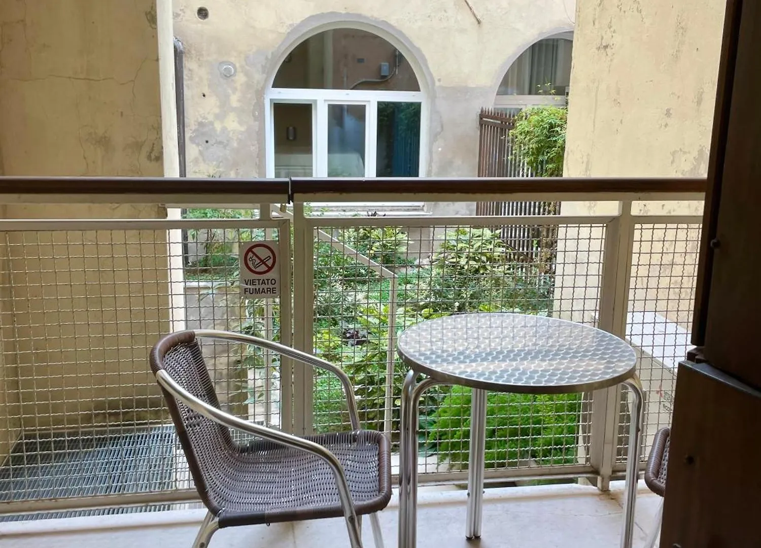 Apartment Primavera Al Teatro Romano Verona Italy